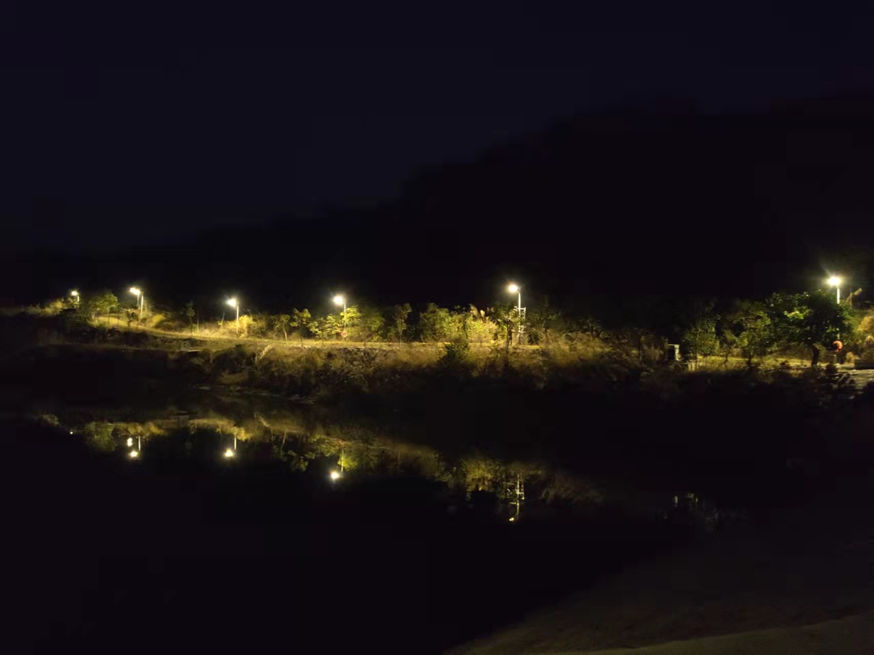 Lampu Banjir Keamanan IP65 Tahan Air Senja hingga Fajar